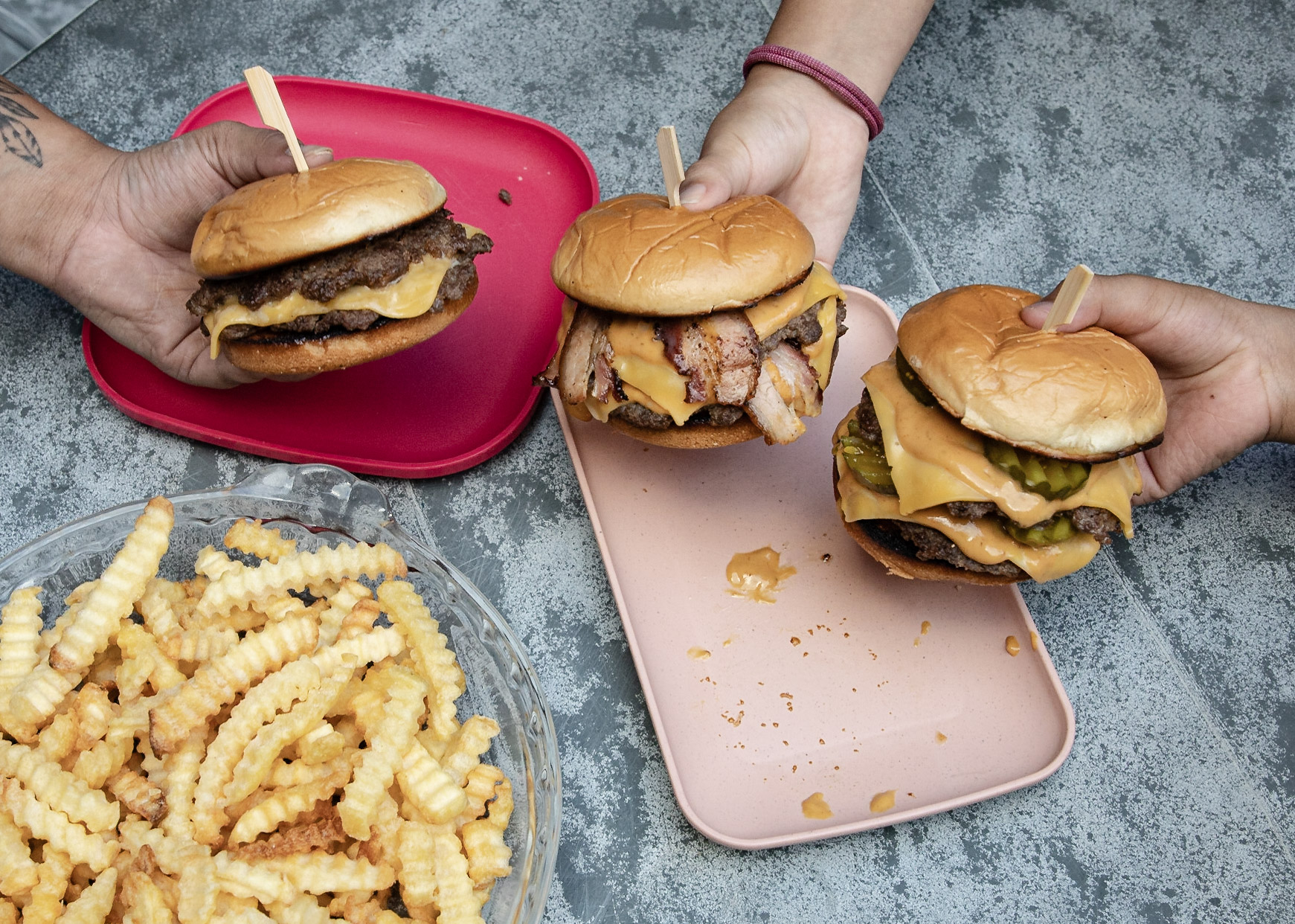 Fachada da loja Golliath Burgers